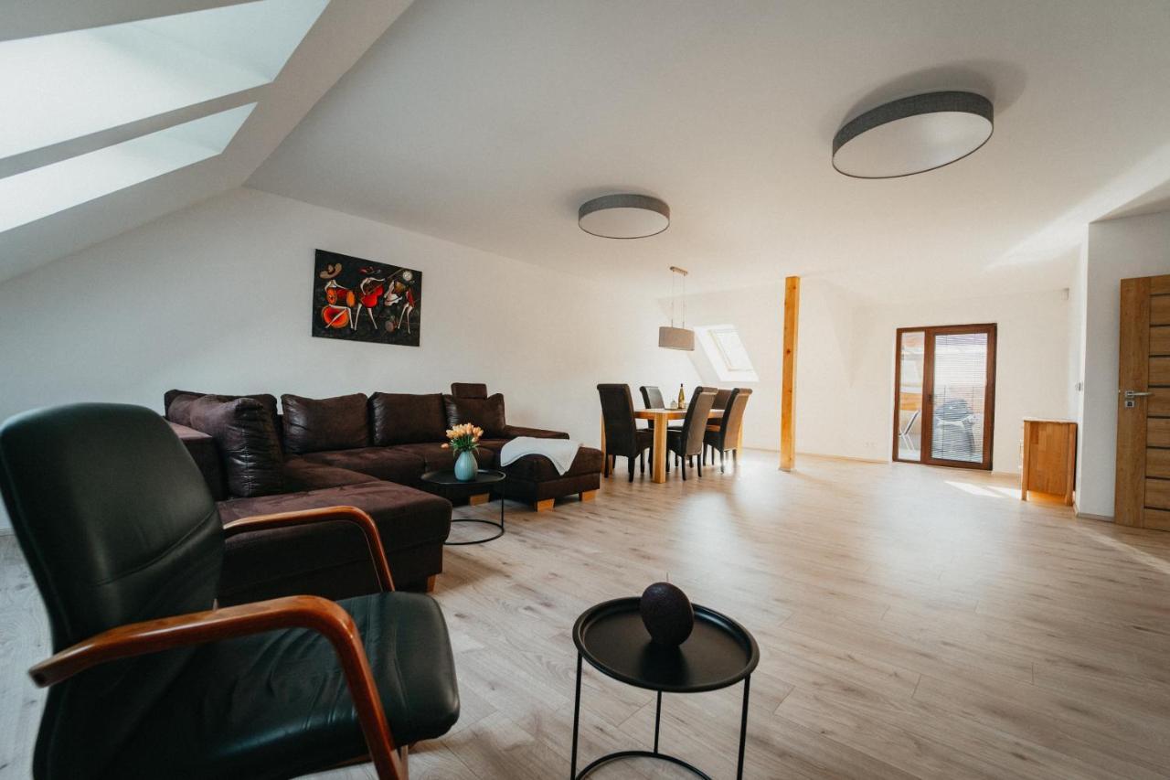Apartman Na Palouku Povrly Eksteriør bilde